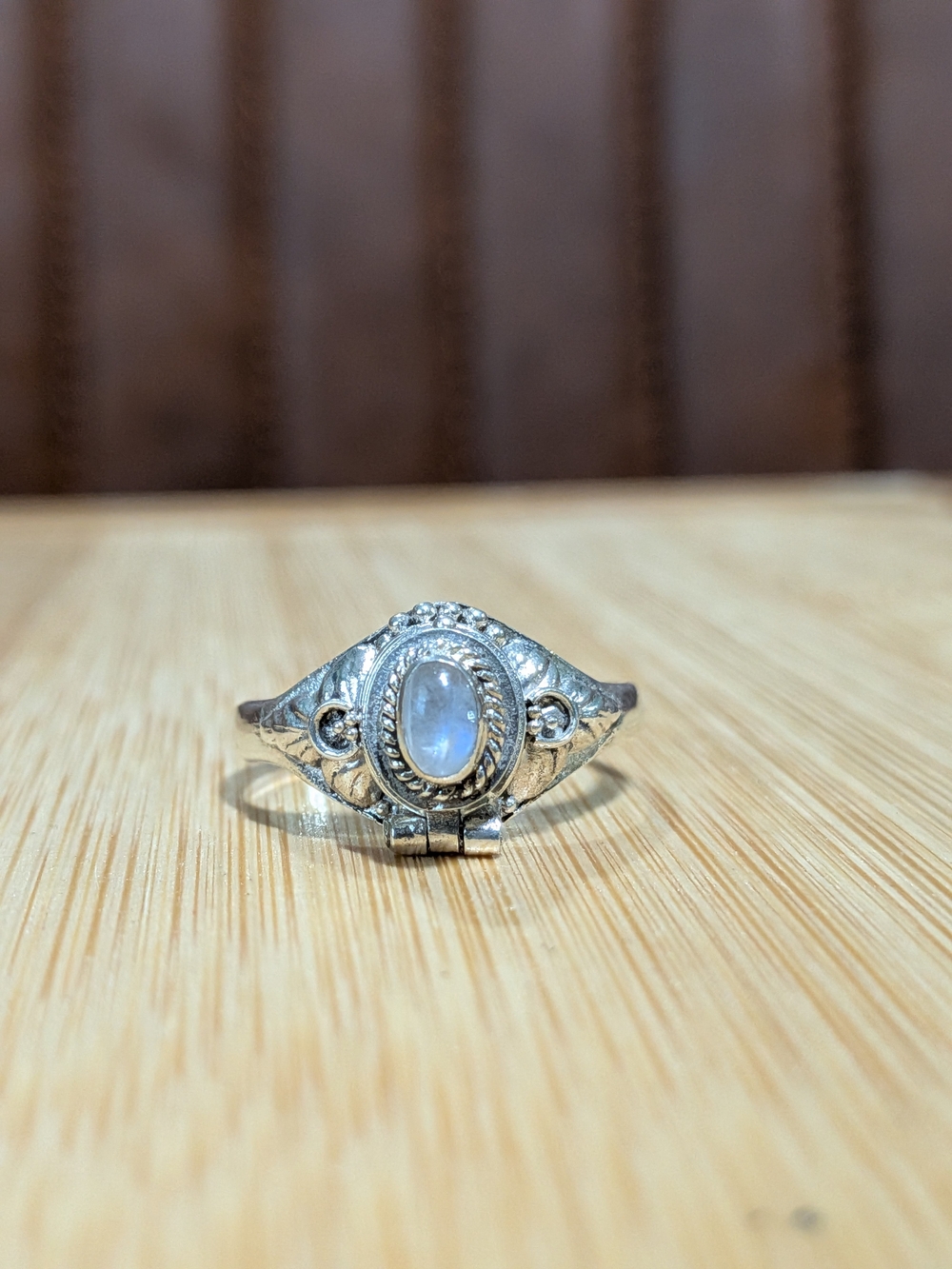 Sterling Silver Moonstone Oval Ring - Silver